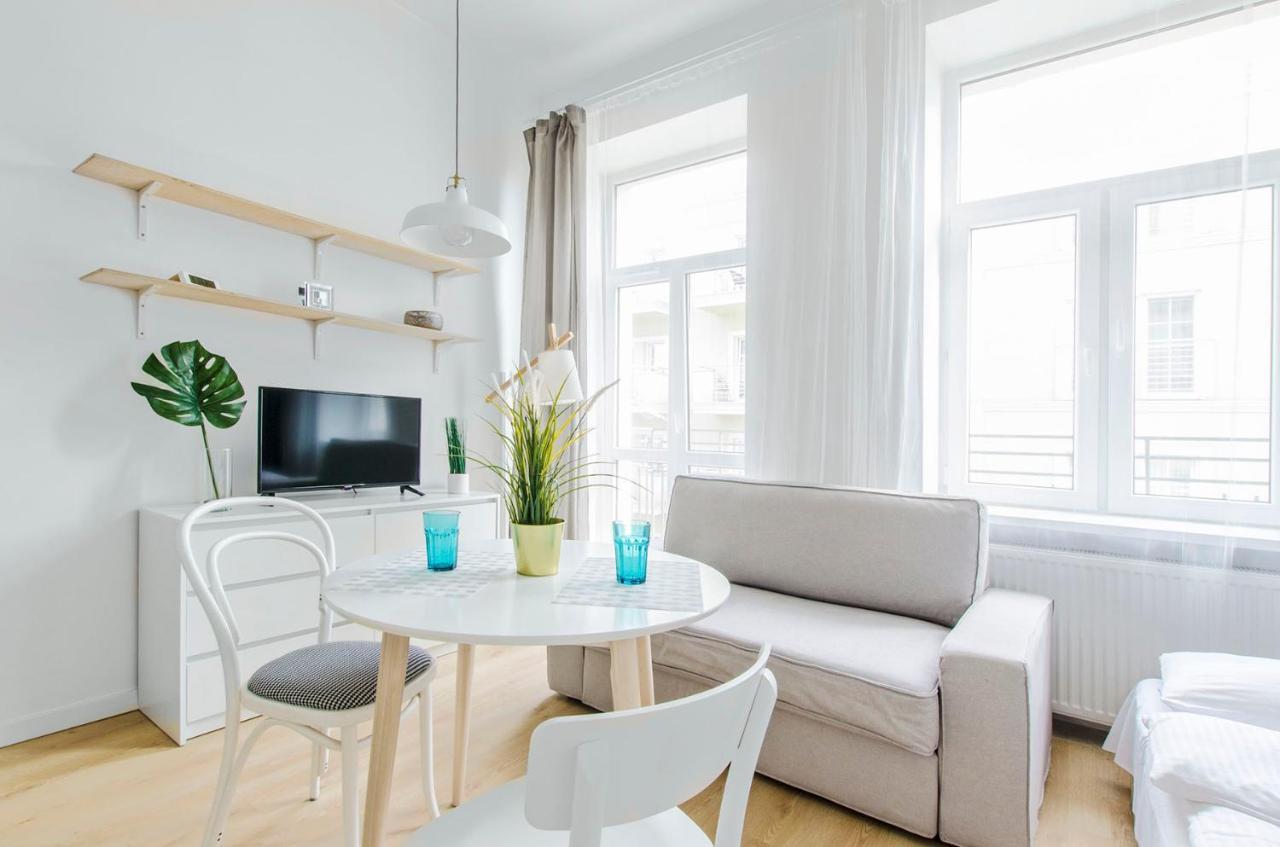 Cozy Apartments On Sierpnia Street 罗兹 外观 照片