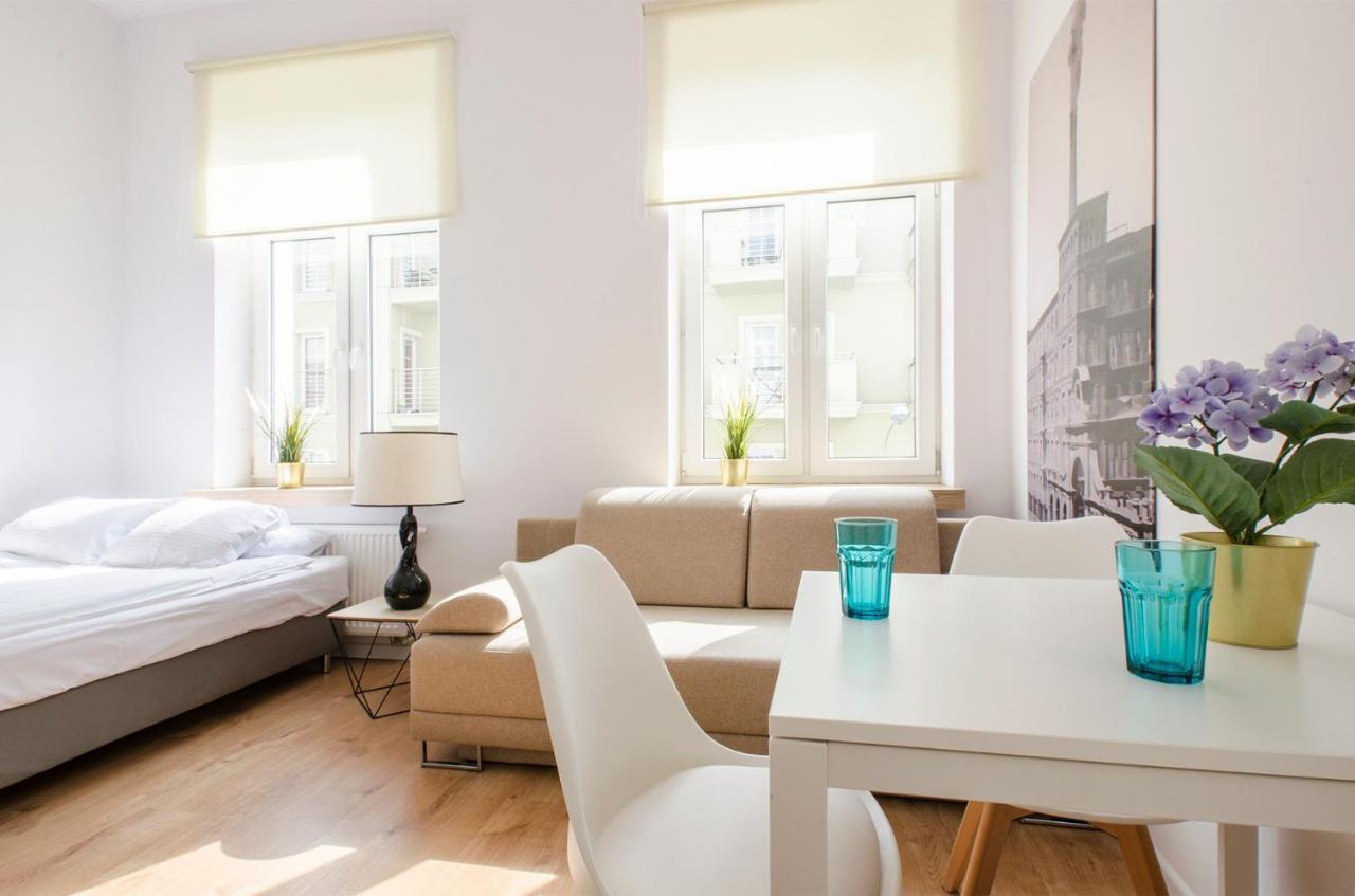 Cozy Apartments On Sierpnia Street 罗兹 外观 照片
