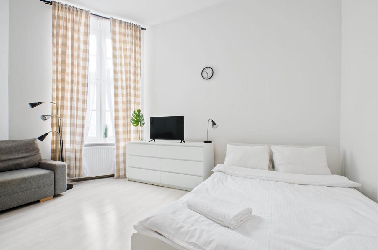 Cozy Apartments On Sierpnia Street 罗兹 外观 照片
