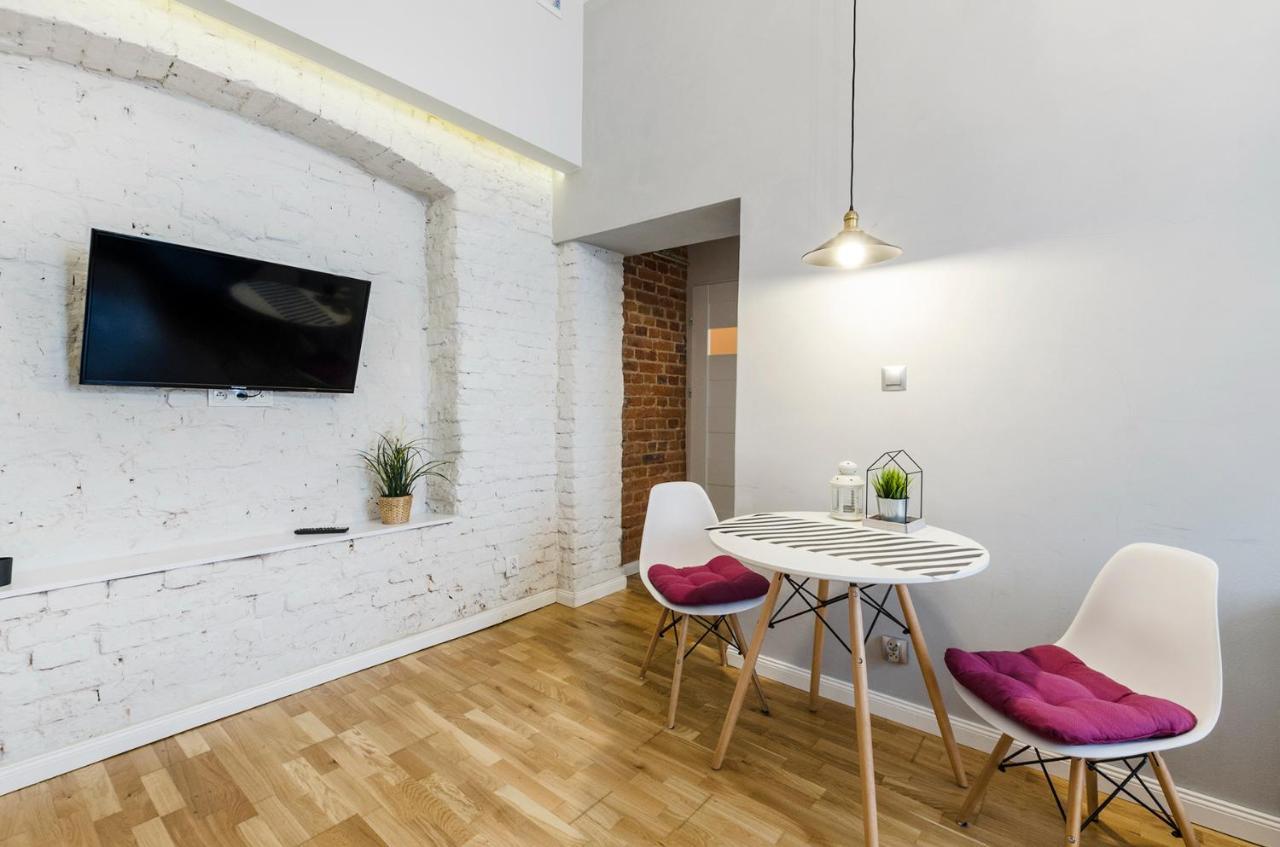 Cozy Apartments On Sierpnia Street 罗兹 外观 照片
