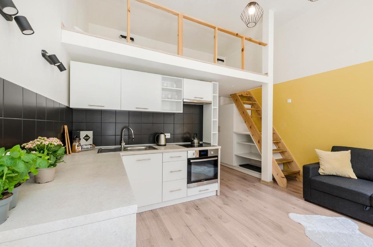 Cozy Apartments On Sierpnia Street 罗兹 外观 照片