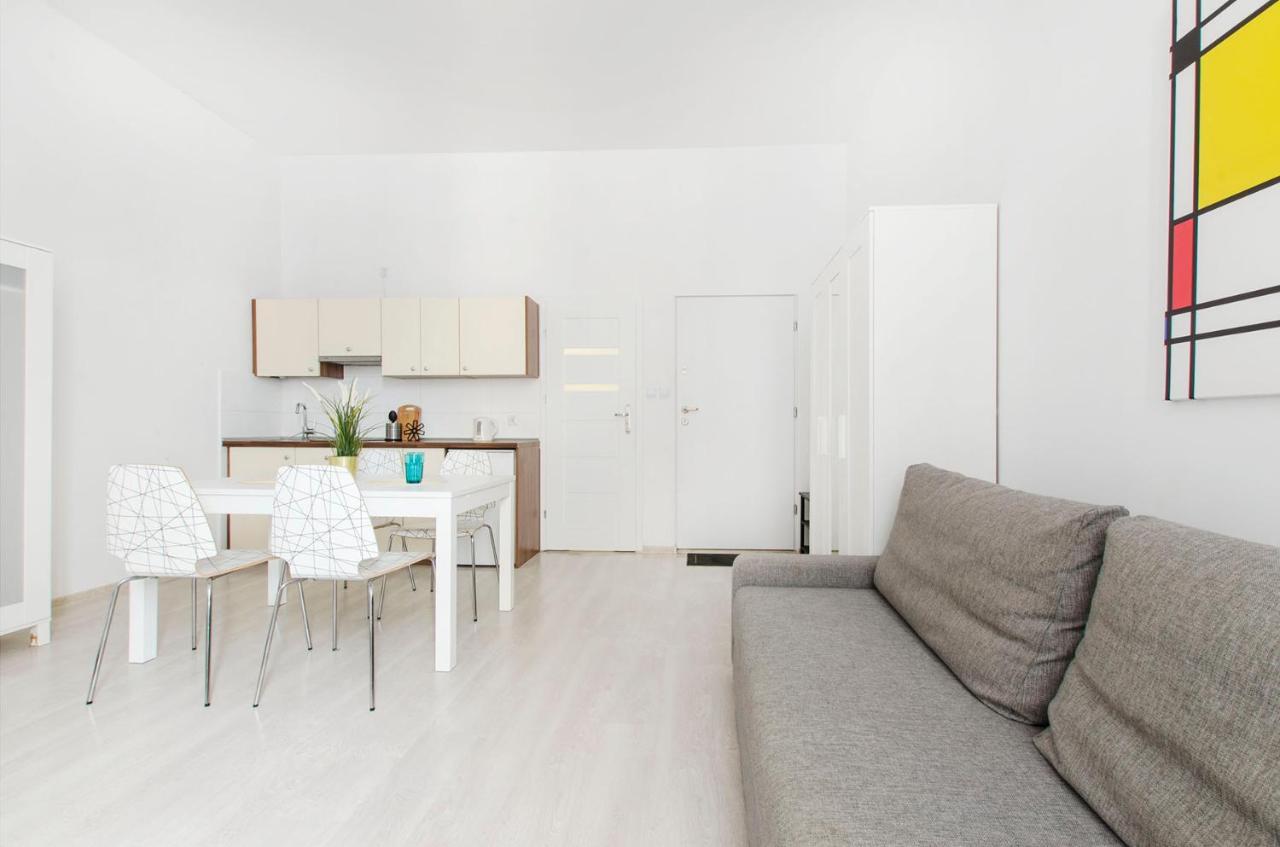 Cozy Apartments On Sierpnia Street 罗兹 外观 照片